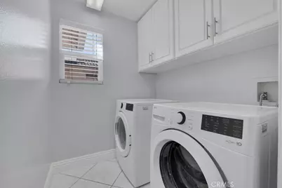 12445 Sonoma Drive, Pacoima, CA 91331 - Photo 19