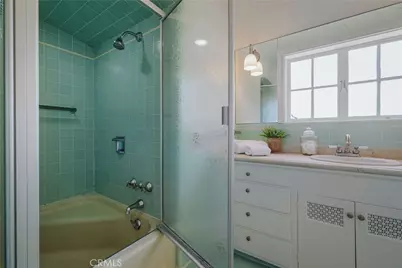 1463 Melwood Drive, Glendale, CA 91207 - Photo 51