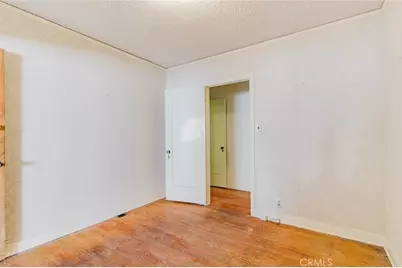 735 E Verdugo Avenue, Burbank, CA 91501 - Photo 27