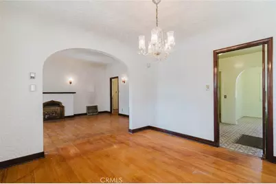 735 E Verdugo Avenue, Burbank, CA 91501 - Photo 13