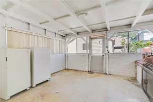735 E Verdugo Ave, Burbank, CA 91501 - Photo 29