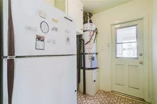 735 E Verdugo Ave, Burbank, CA 91501 - Photo 19