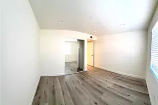 22762 Avenue San Luis, Woodland Hills, CA 91364 - Photo 5