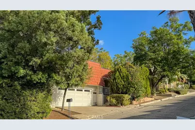 22762 Avenue San Luis, Woodland Hills, CA 91364 - Photo 53