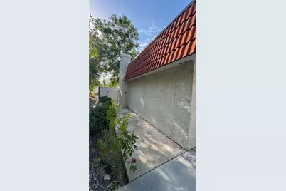 22762 Avenue San Luis, Woodland Hills, CA 91364 - Photo 37