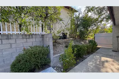 22762 Avenue San Luis, Woodland Hills, CA 91364 - Photo 43