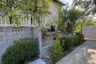 22762 Avenue San Luis, Woodland Hills, CA 91364 - Photo 43