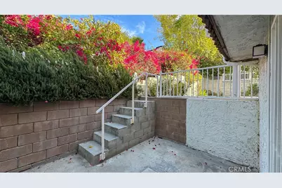 22762 Avenue San Luis, Woodland Hills, CA 91364 - Photo 27