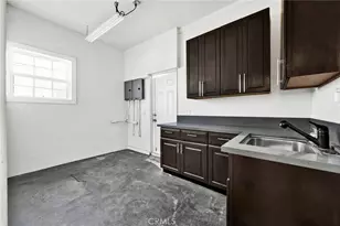 10446 Scoville, Sunland, CA 91040 - Photo 25