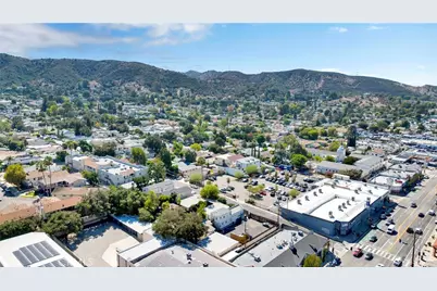 10446 Scoville, Sunland, CA 91040 - Photo 37