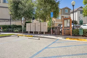 9116 Foster Ln, Chatsworth, CA 91311 - Photo 37