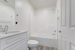 9116 Foster Ln, Chatsworth, CA 91311 - Photo 7