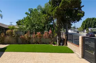 13712 Community, Panorama City, CA 91402 - Photo 3