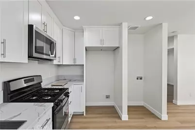 13712 Community, Panorama City, CA 91402 - Photo 69