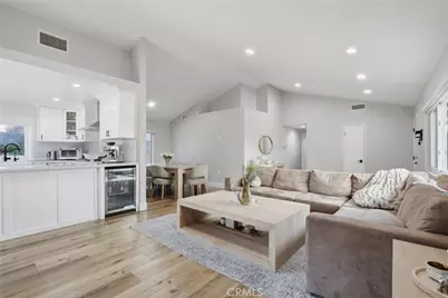 26764 Pamela Dr, Canyon Country, CA 91351 - Photo 7