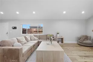 26764 Pamela Dr, Canyon Country, CA 91351 - Photo 5