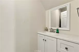 14839 Sylvan St, Van Nuys, CA 91411 - Photo 15