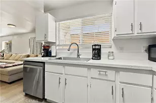 14839 Sylvan St, Van Nuys, CA 91411 - Photo 5