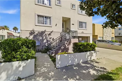 14839 Sylvan Street, Van Nuys, CA 91411 - Photo 21