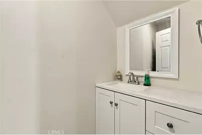 14839 Sylvan Street, Van Nuys, CA 91411 - Photo 15