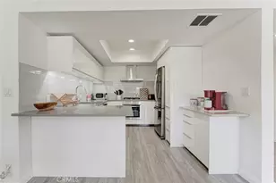 1037 N Vista, Los Angeles, CA 90046 - Photo 19