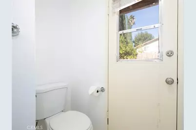 18119 Calvert Street, Tarzana, CA 91335 - Photo 21