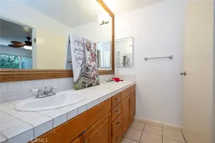 18119 Calvert St, Tarzana, CA 91335 - Photo 27