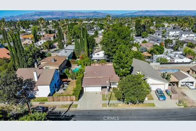 18119 Calvert Street, Tarzana, CA 91335 - Photo 31