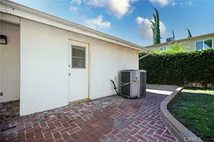 18119 Calvert St, Tarzana, CA 91335 - Photo 29