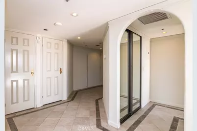 345 Pioneer Drive #1705, Glendale, CA 91203 - Photo 11