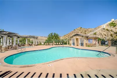16739 Nicklaus Drive #25, Sylmar, CA 91342 - Photo 27