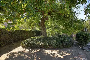 1914 Lyans Dr, La Canada Flintridge, CA 91011 - Photo 33