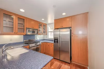 700 #102 S San Fernando Boulevard, Burbank, CA 91502 - Photo 15