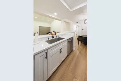 9714 Sepulveda #217, North Hills, CA 91343 - Photo 11