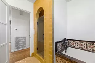 1102 Olmsted Dr, Glendale, CA 91202 - Photo 31