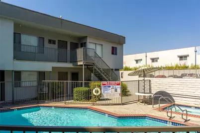 14807 Parthenia, Panorama City, CA 91402 - Photo 3