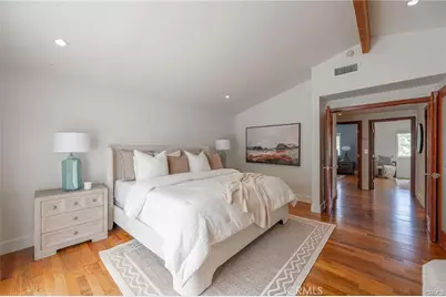 19281 Berclair Ln, Tarzana, CA 91356 - Photo 39