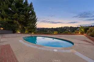 19281 Berclair Ln, Tarzana, CA 91356 - Photo 49