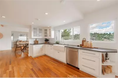 19281 Berclair Ln, Tarzana, CA 91356 - Photo 25