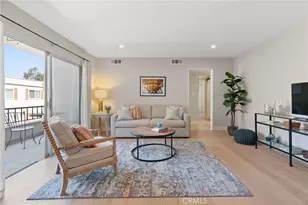 10707 Camarillo St, Toluca Lake, CA 91602 - Photo 1