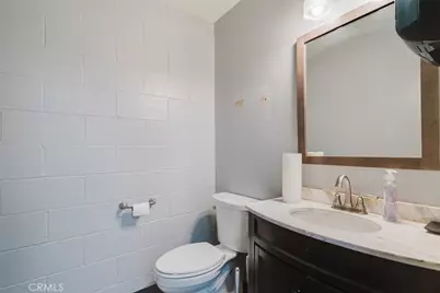 18348 Eddy Street, Northridge, CA 91325 - Photo 13