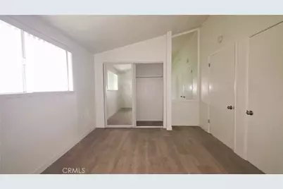 19364 Avenue Of The Oaks, Newhall, CA 91321 - Photo 11
