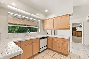 6058 Jumilla, Woodland Hills, CA 91367 - Photo 11