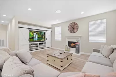 15660 Walt Court, Canyon Country, CA 91387 - Photo 11