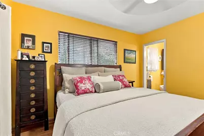 8001 Ellenbogen, Sunland, CA 91040 - Photo 25