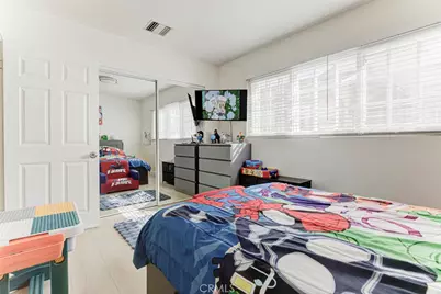 1817 N Hollywood Way, Burbank, CA 91505 - Photo 9