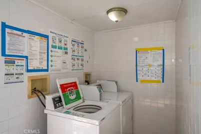 2404 Montrose Avenue, Montrose, CA 91020 - Photo 11