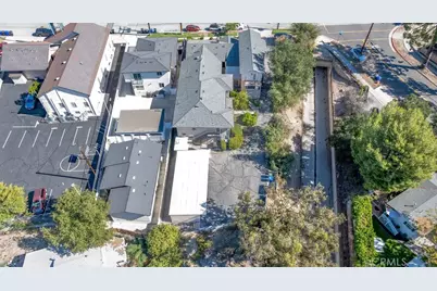 2404 Montrose Avenue, Montrose, CA 91020 - Photo 15