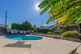 9720 Hayvenhurst, North Hills, CA 91343 - Photo 5