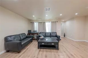 9720 Hayvenhurst, North Hills, CA 91343 - Photo 15